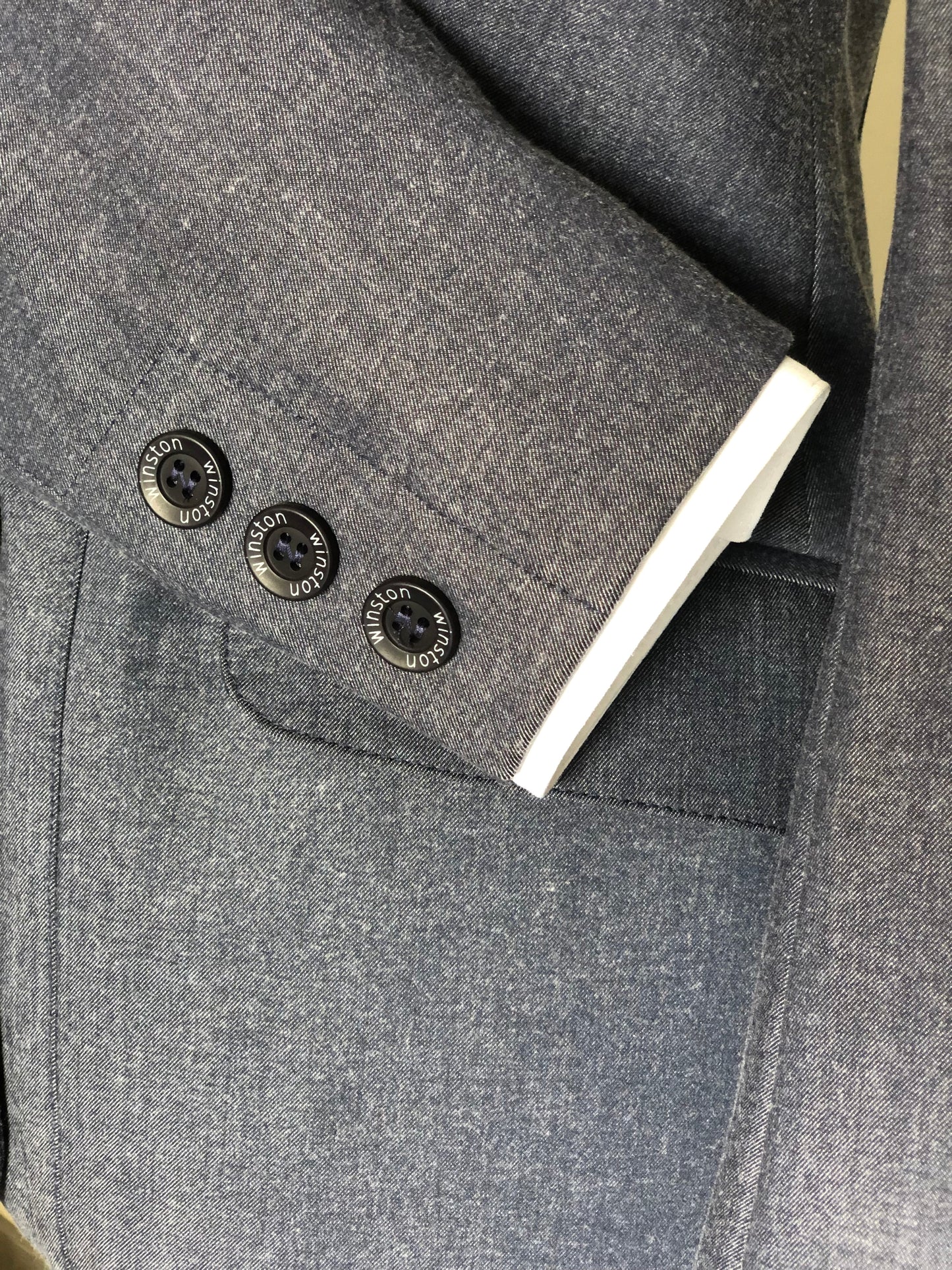 San Francisco Blue Jeans/ Beige Collar 38R