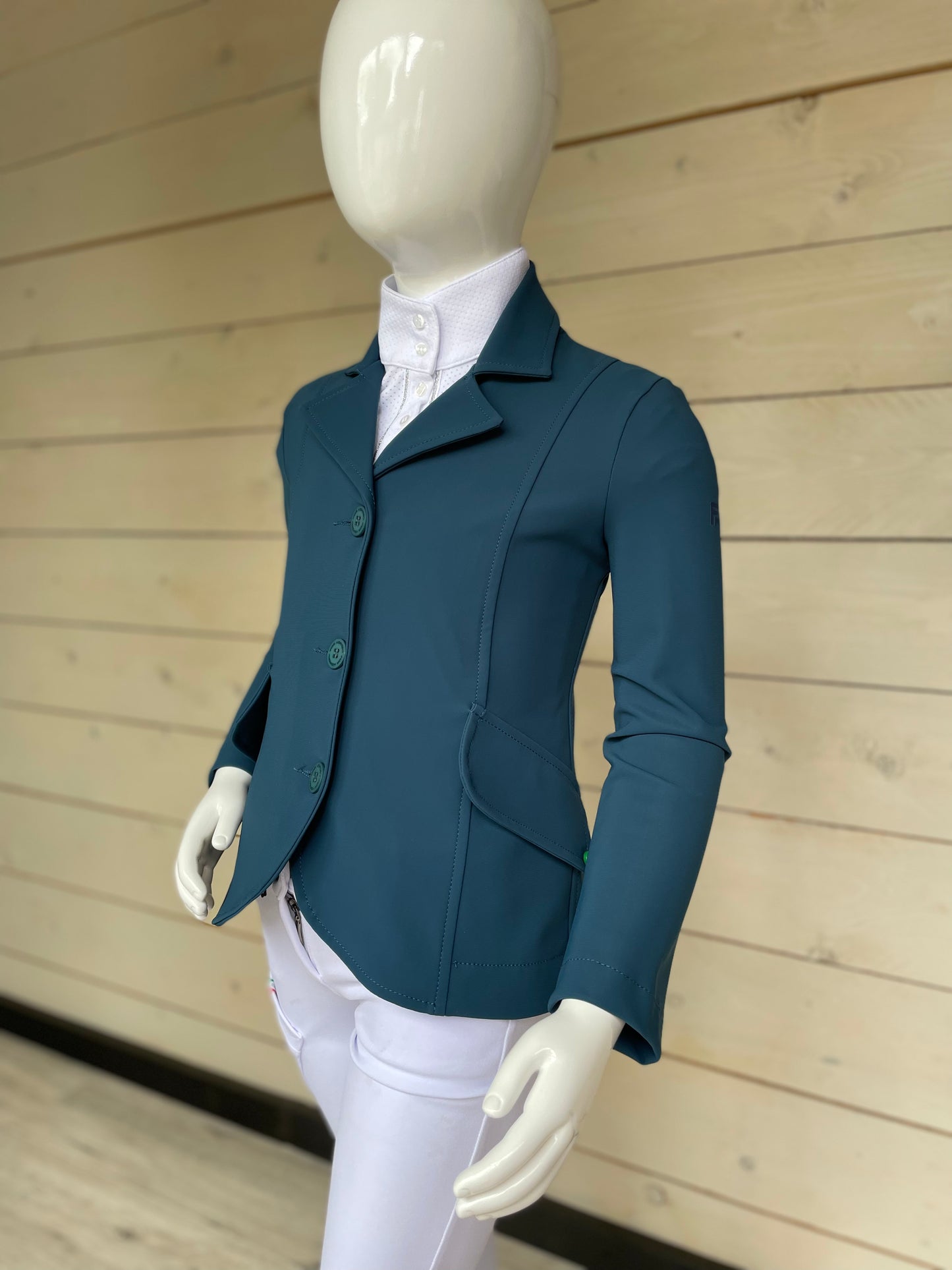 WINX HUNTER Show Jacket